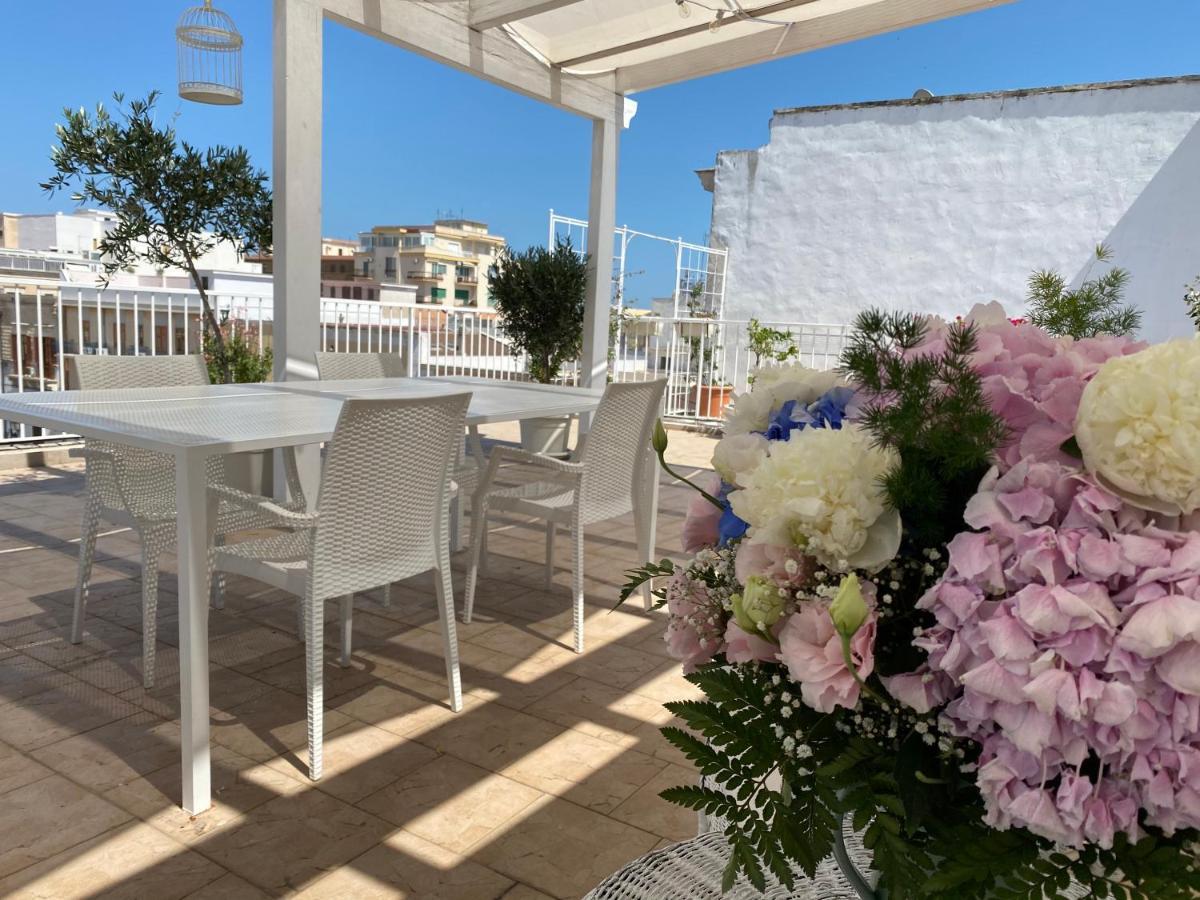 Aduepassi Apartments Manfredonia Exteriör bild