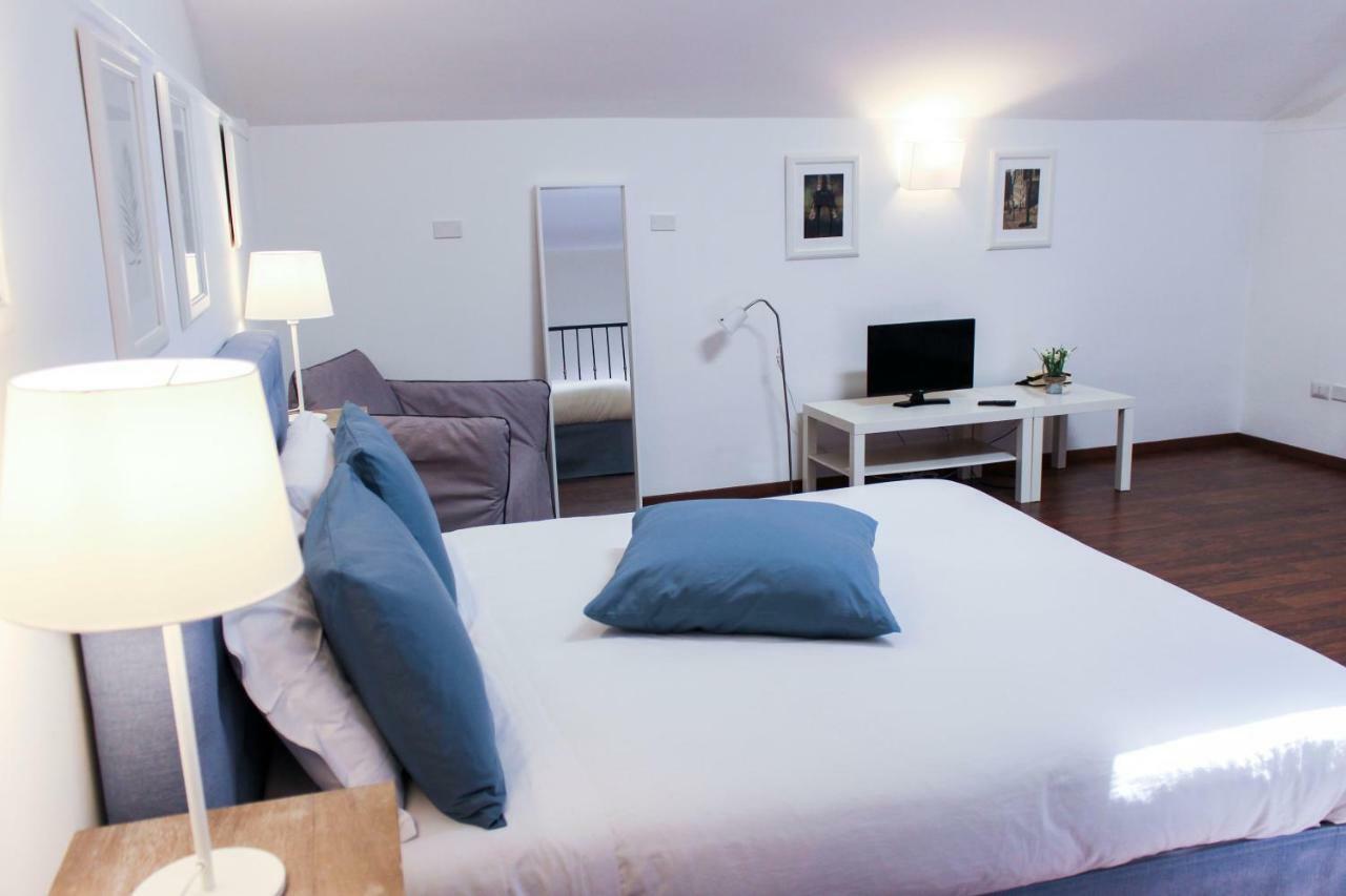 Aduepassi Apartments Manfredonia Exteriör bild